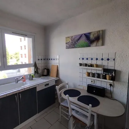 Olbus Riquier, Stylish&bright Apt, Wifi Hyères