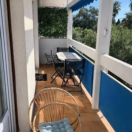 A Proximite Du Jardin Olbius Riquier Ιέρ