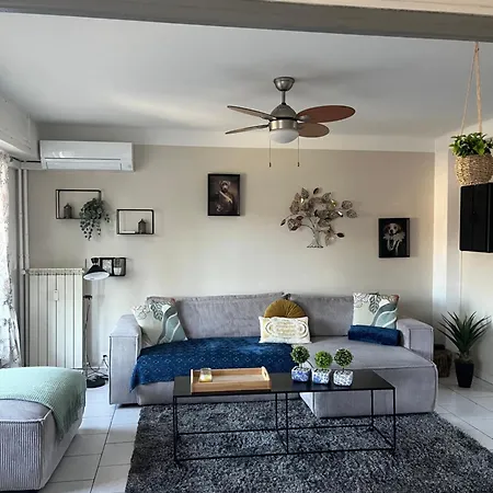 Olbus Riquier, Stylish&bright Apt, Wifi * Hyères