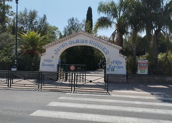 Lejlighed A Proximite Du Jardin Olbius Riquier *