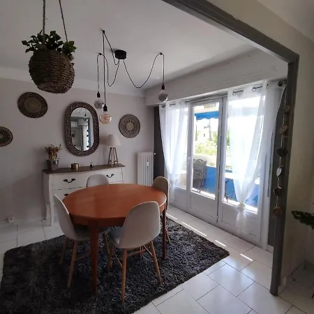 Apartment Olbus Riquier, Stylish And Bright Apt, Wifi