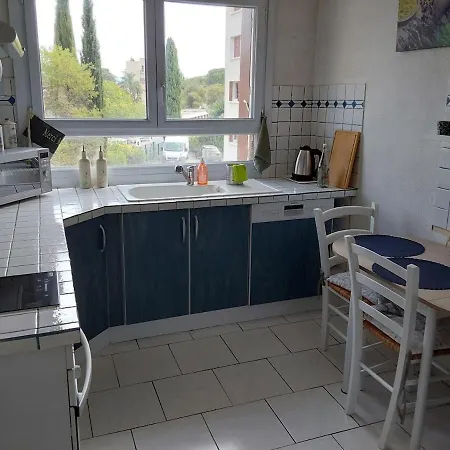 Apartment Olbus Riquier, Stylish And Bright Apt, Wifi Hyeres