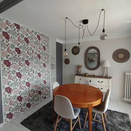 Olbus Riquier, Stylish And Bright Apt, Wifi Hyeres